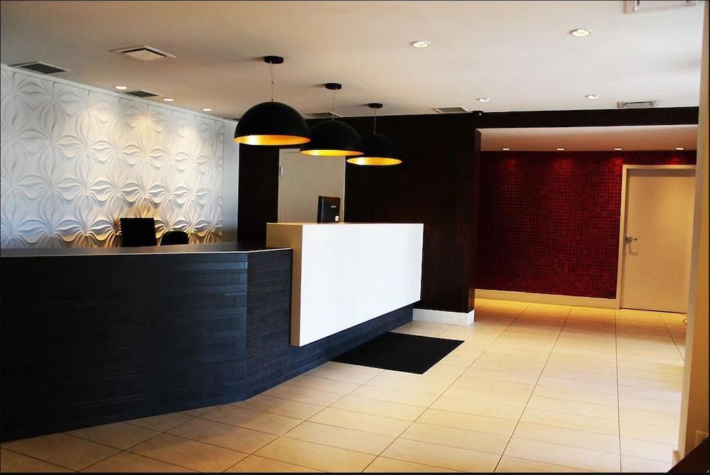 Motel Labarre Longueuil Buitenkant foto