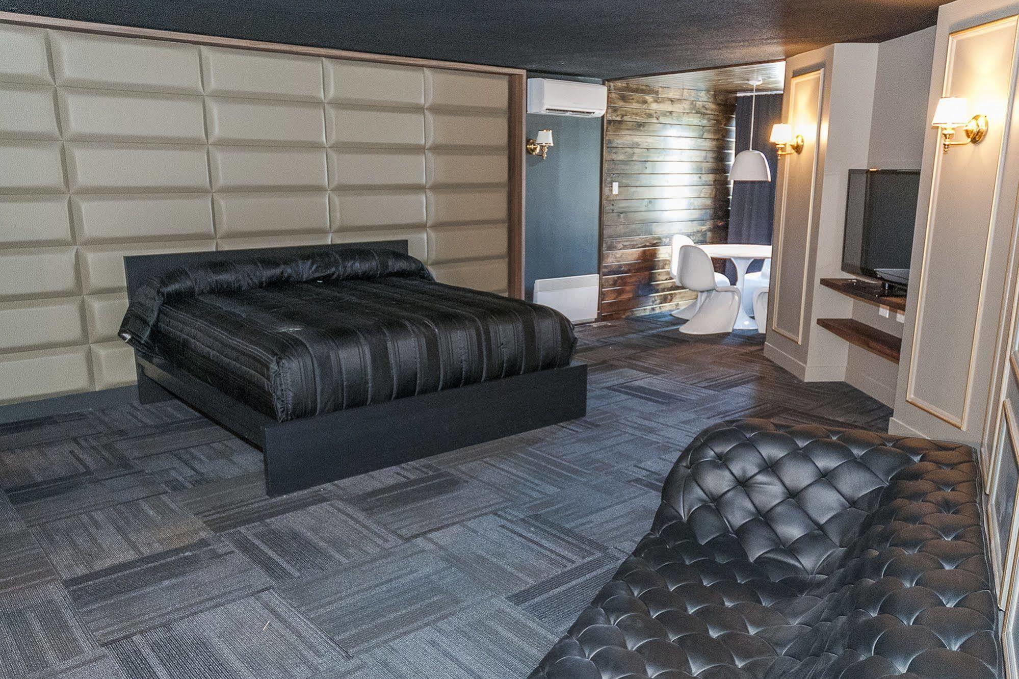 Motel Labarre Longueuil Buitenkant foto