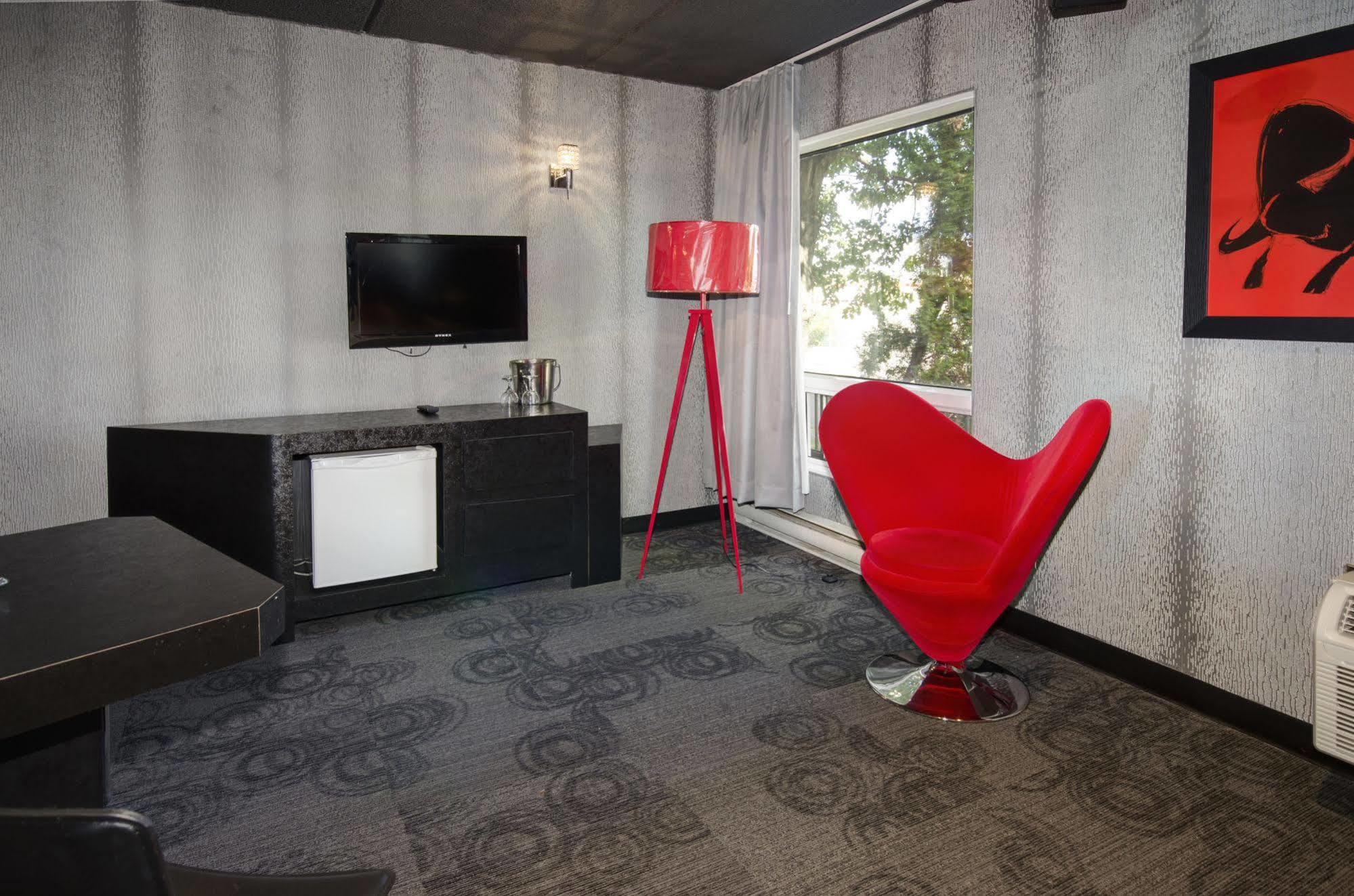 Motel Labarre Longueuil Buitenkant foto