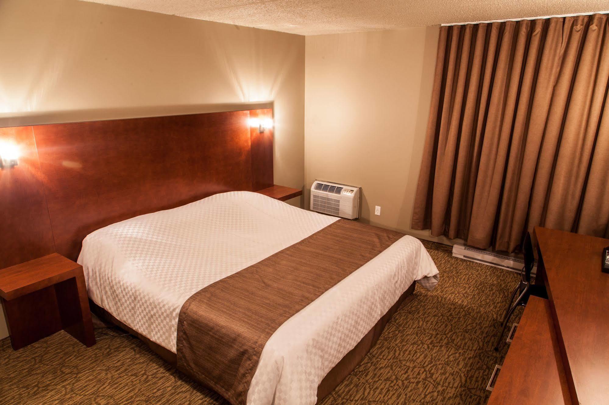 Motel Labarre Longueuil Buitenkant foto