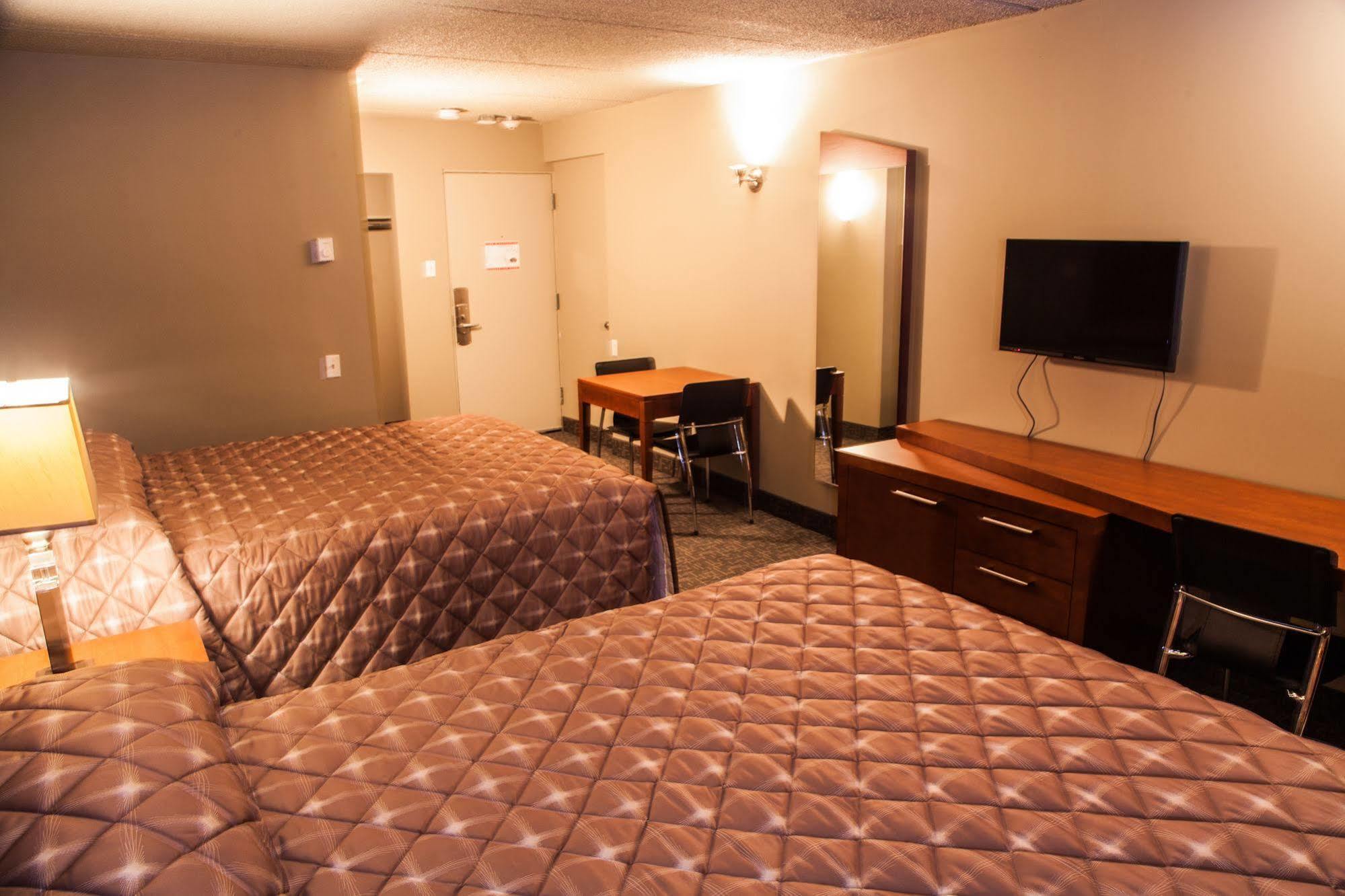 Motel Labarre Longueuil Buitenkant foto