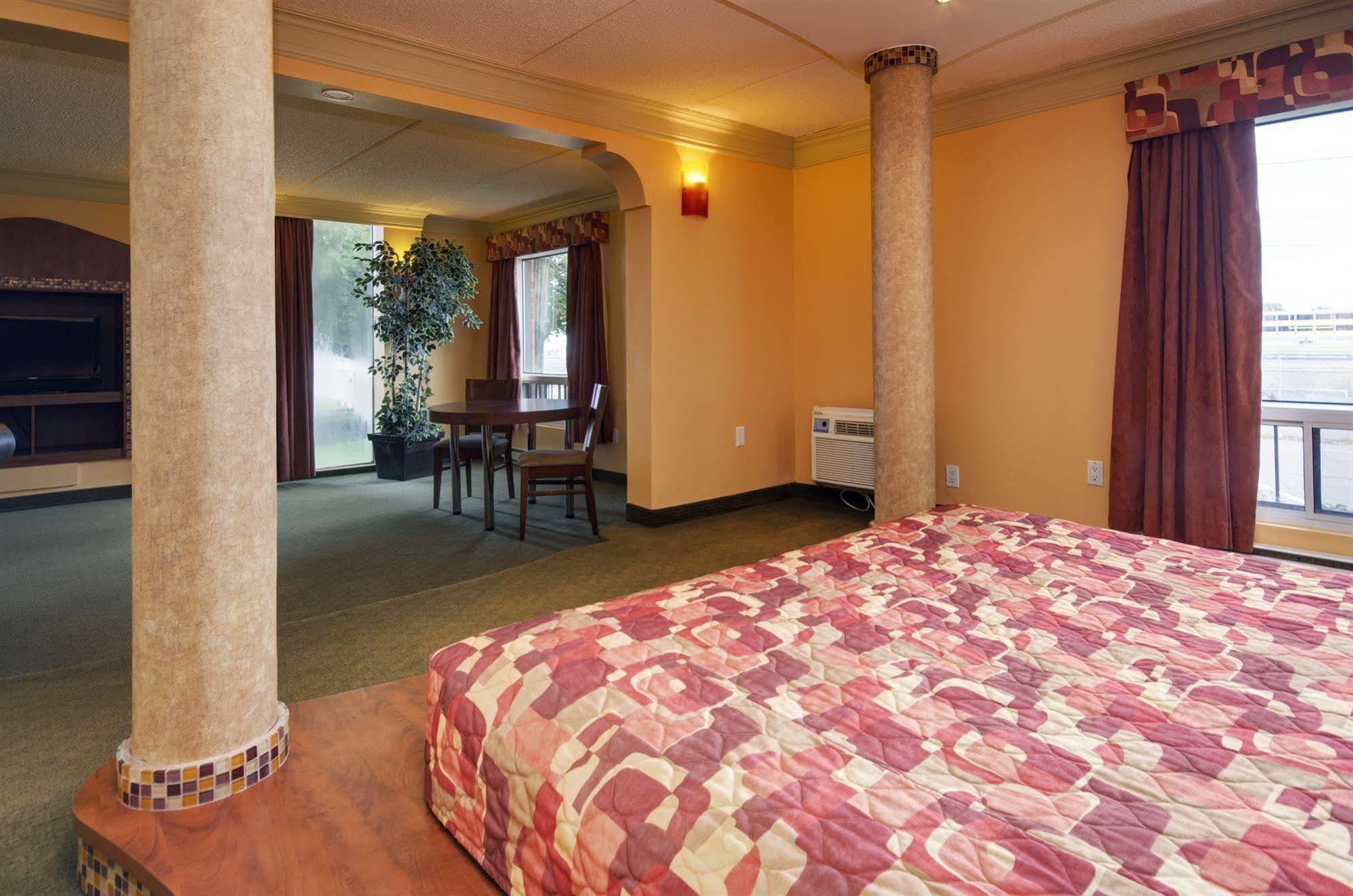 Motel Labarre Longueuil Buitenkant foto